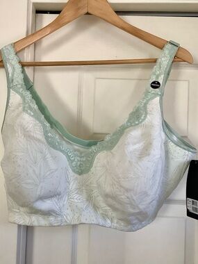 ti Voglio Camila Lace-Trim Wireless Bra 46DDD.. Brand New